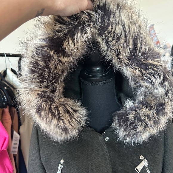 BCBG OLIVE MID PEA COAT - Picture 8 of 10